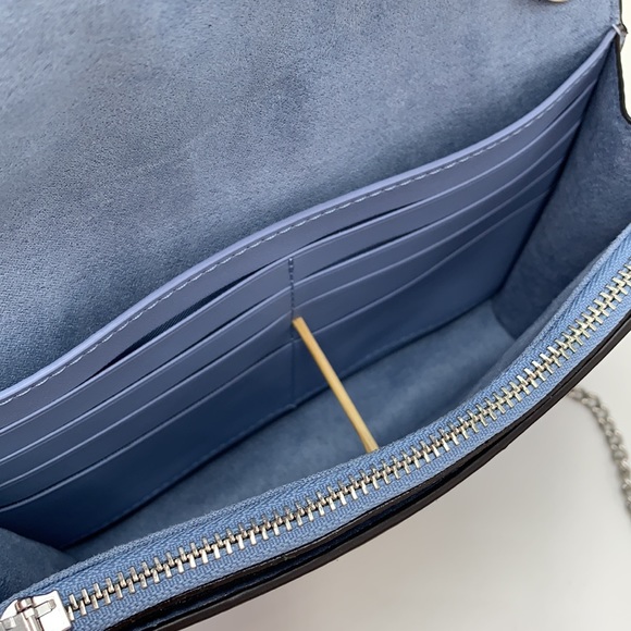 COACH Georgie Crossbody In Signature Canvas LIGHT KHAKI/MARBLE BLUE - Picture 12 of 14